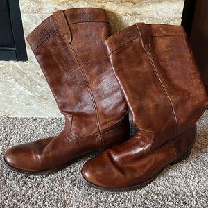 Frye Melissa Pull On Boots Cognac